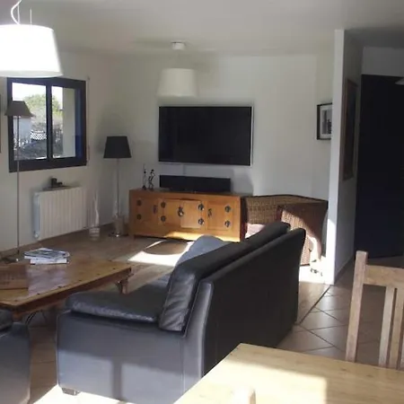 Maison De Plain Pied A 1 Km De La , Avec Piscine Securisee *
