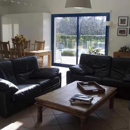 بيت للعطل Maison De Plain Pied A 1 Km De La , Avec Piscine Securisee
